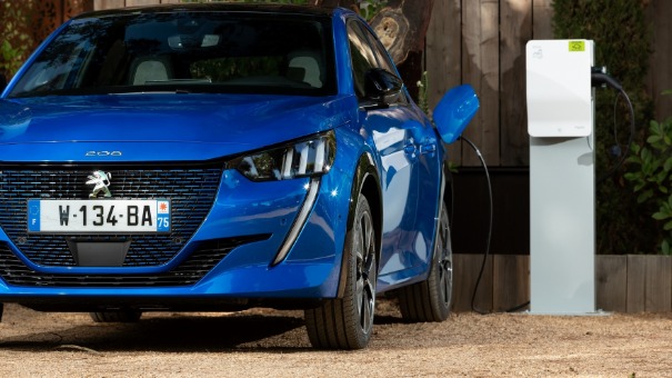 Idén már négyféle Peugeot modell érhető el állami támogatással